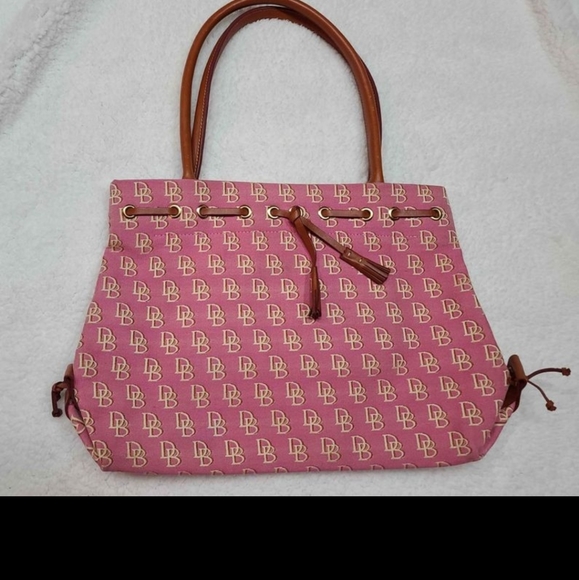Pink monogram dooney and bourke, excellent condition - Picture 6 of 7